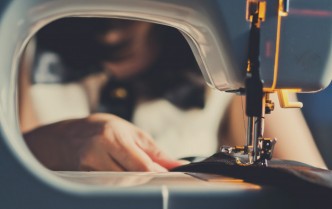 La costura es la moda: se dispara la venta de máquinas de coser
